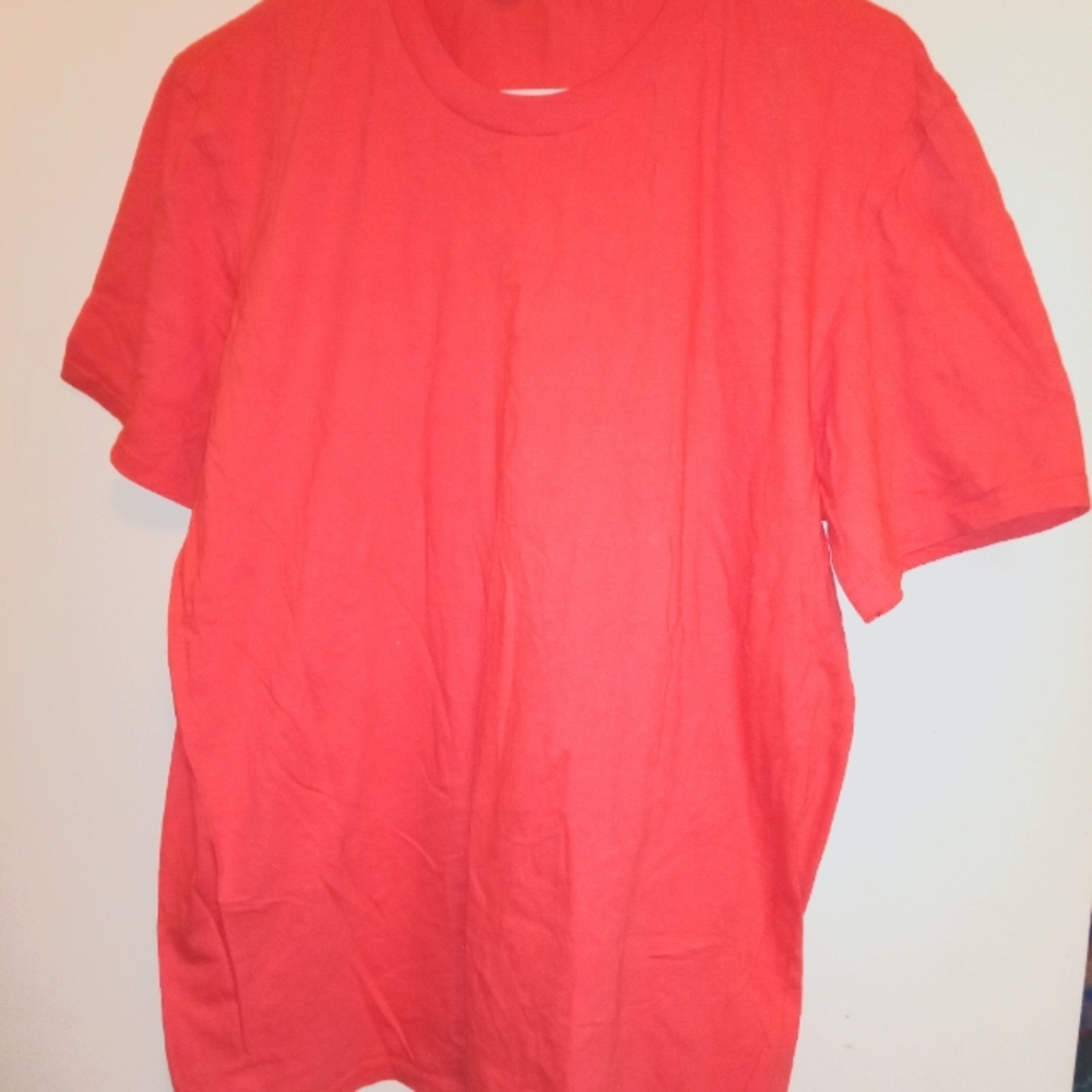 Tee shirt